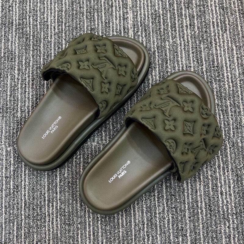 LV Men's Slippers 351